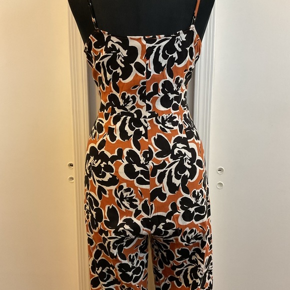 ☀️Leith Linen Stretch Blend Floral Tie Cutout Flared Jumpsuit Tan/White/Black M - Picture 8 of 9